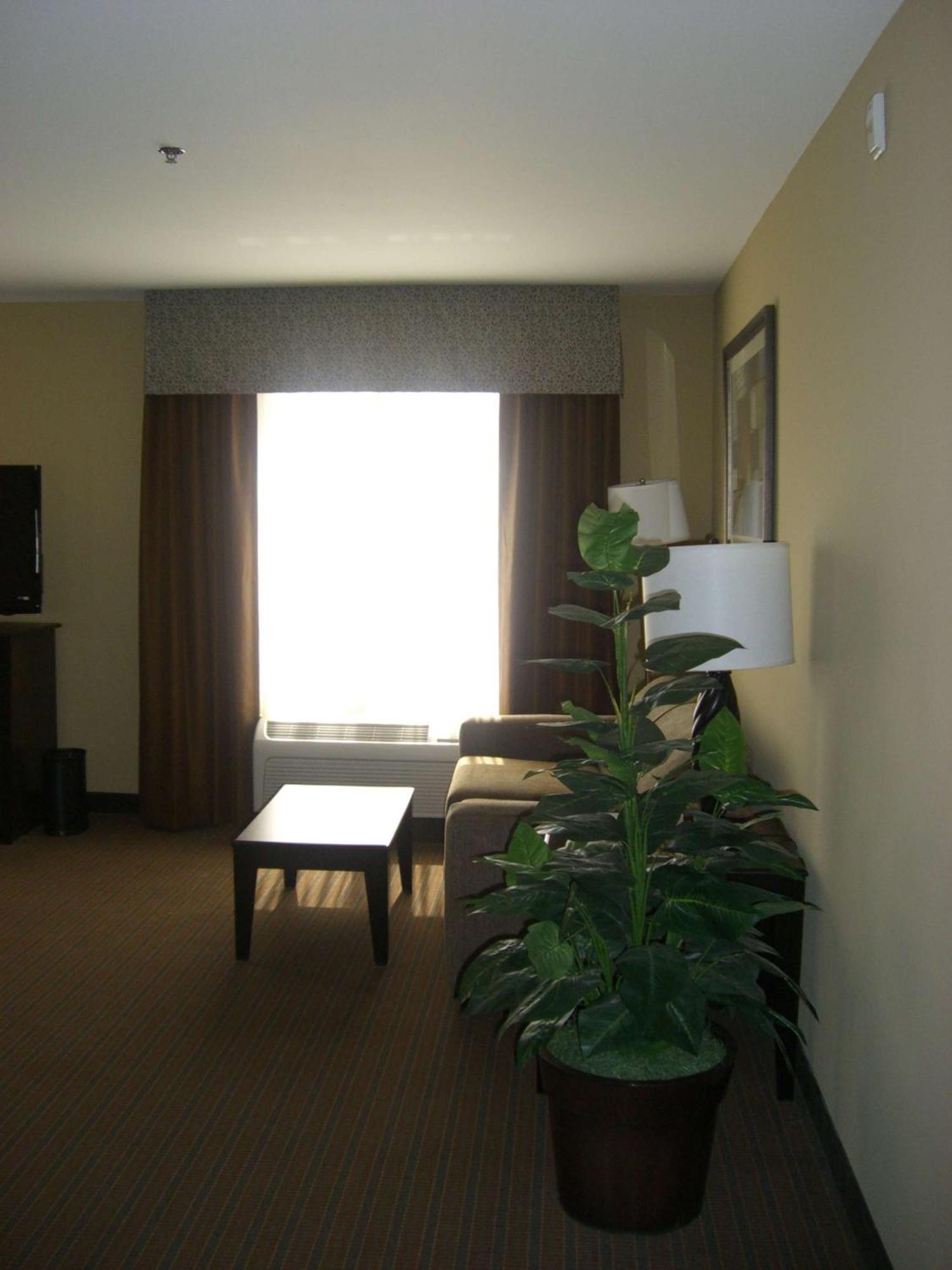 Hampton Inn And Suites Pueblo/North Exterior foto